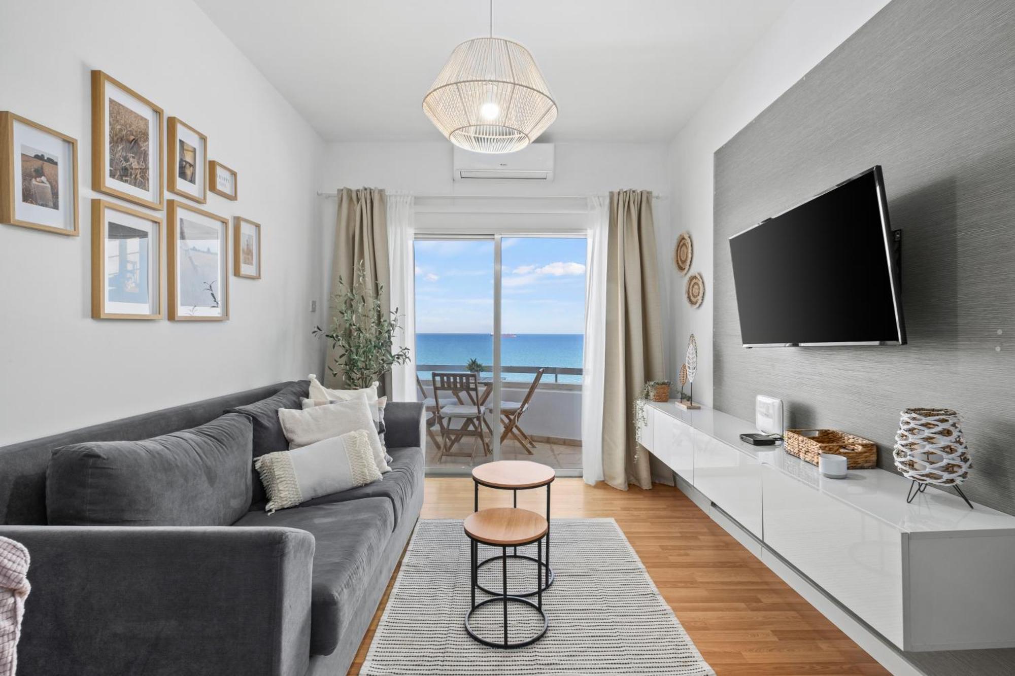 Lazuli Sea View Beachfront- Ap 61 Larnaca Ngoại thất bức ảnh